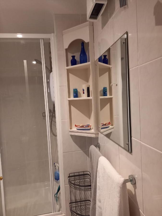 Апартаменты Self Contained Garden Annexe In Бодмин Экстерьер фото